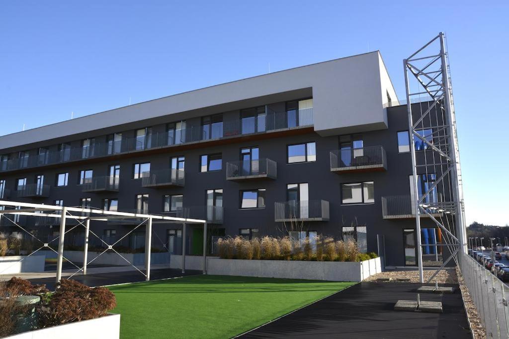 Office Apartments Brno Exterior foto